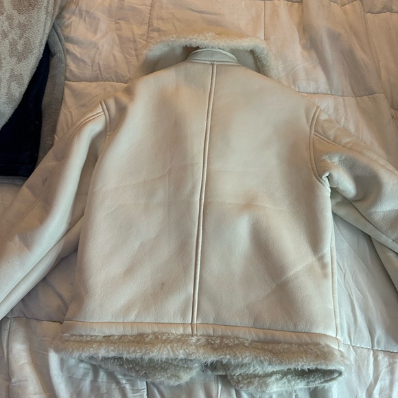 White leather and fur jacket - Picture 2 of 8